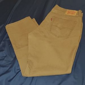 Levi Khakis 36x32